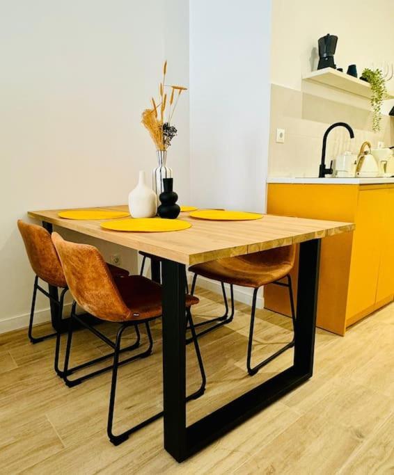 New Industrial Design Flat In Russafa Soho Apartment Valencia Exterior photo